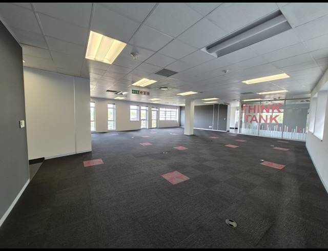 422M² OFFICE TO LET IN SANDTON CENTRAL